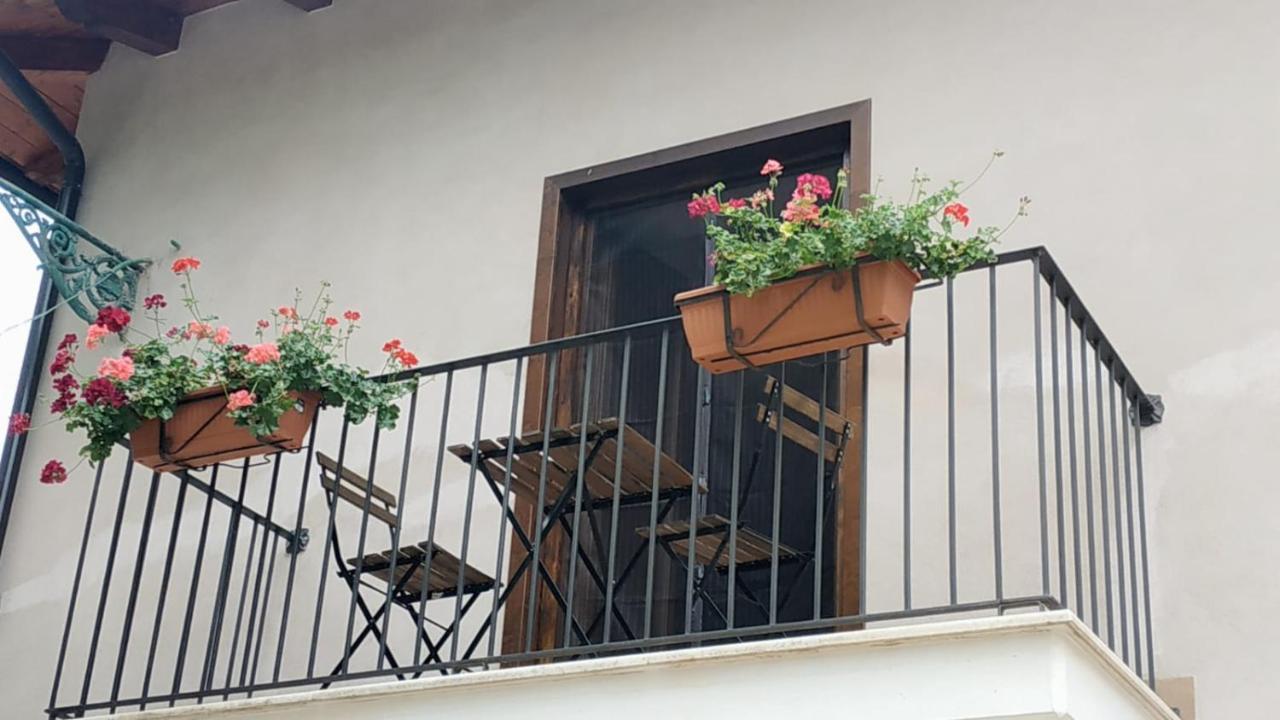 "Il Casaletto" Agriturismo Moderno, Vista Panoramica E Cibo Spettacolare- Scurcola Marsicana Εξωτερικό φωτογραφία