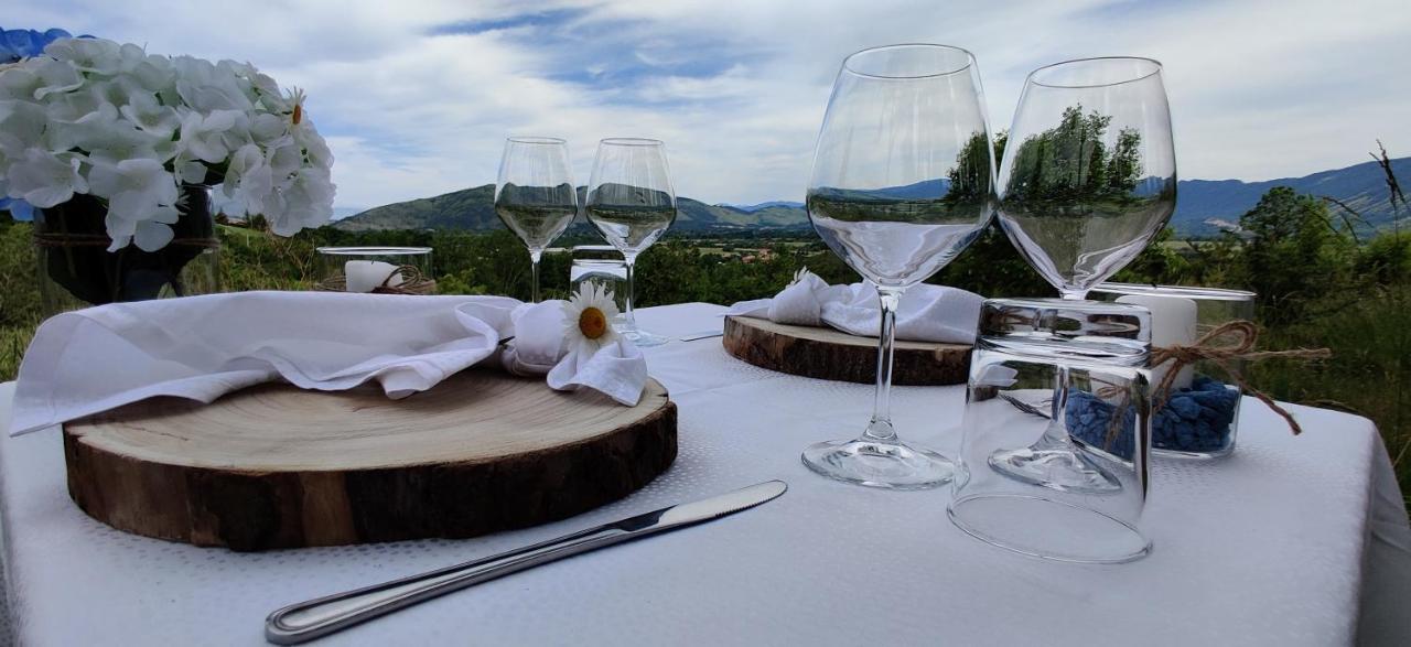 "Il Casaletto" Agriturismo Moderno, Vista Panoramica E Cibo Spettacolare- Scurcola Marsicana Εξωτερικό φωτογραφία