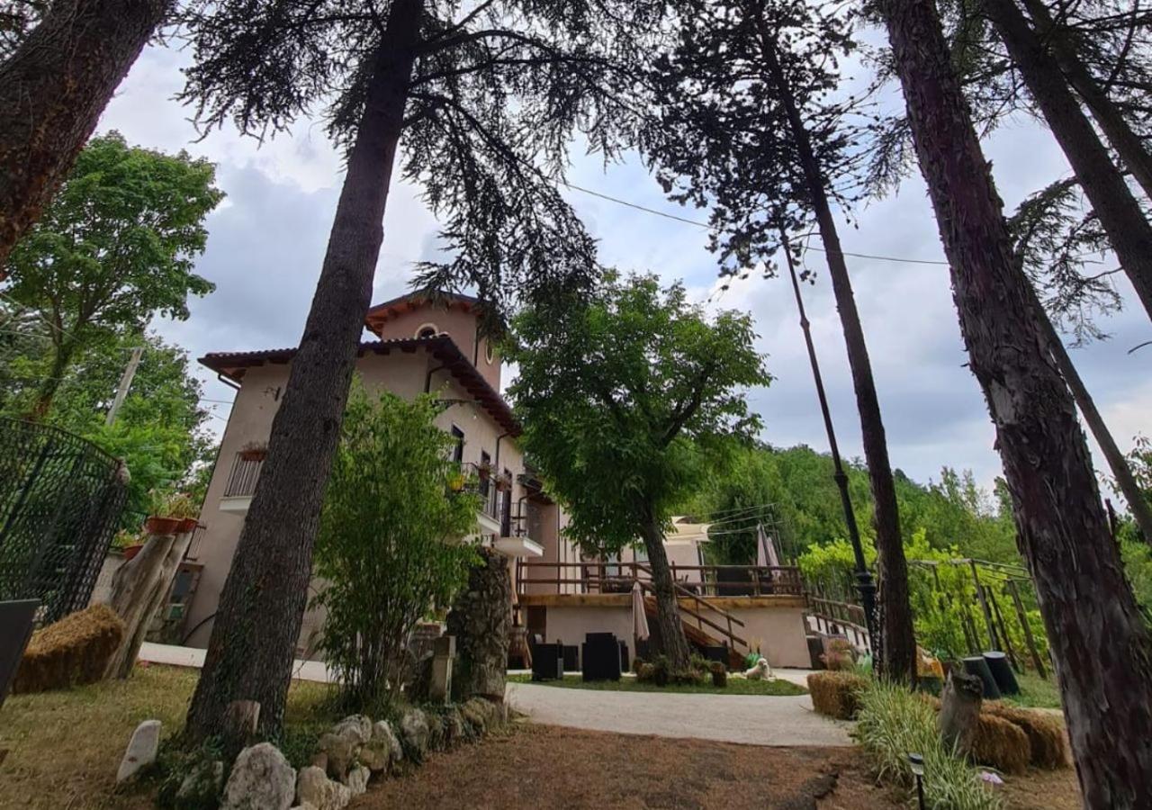 "Il Casaletto" Agriturismo Moderno, Vista Panoramica E Cibo Spettacolare- Scurcola Marsicana Εξωτερικό φωτογραφία