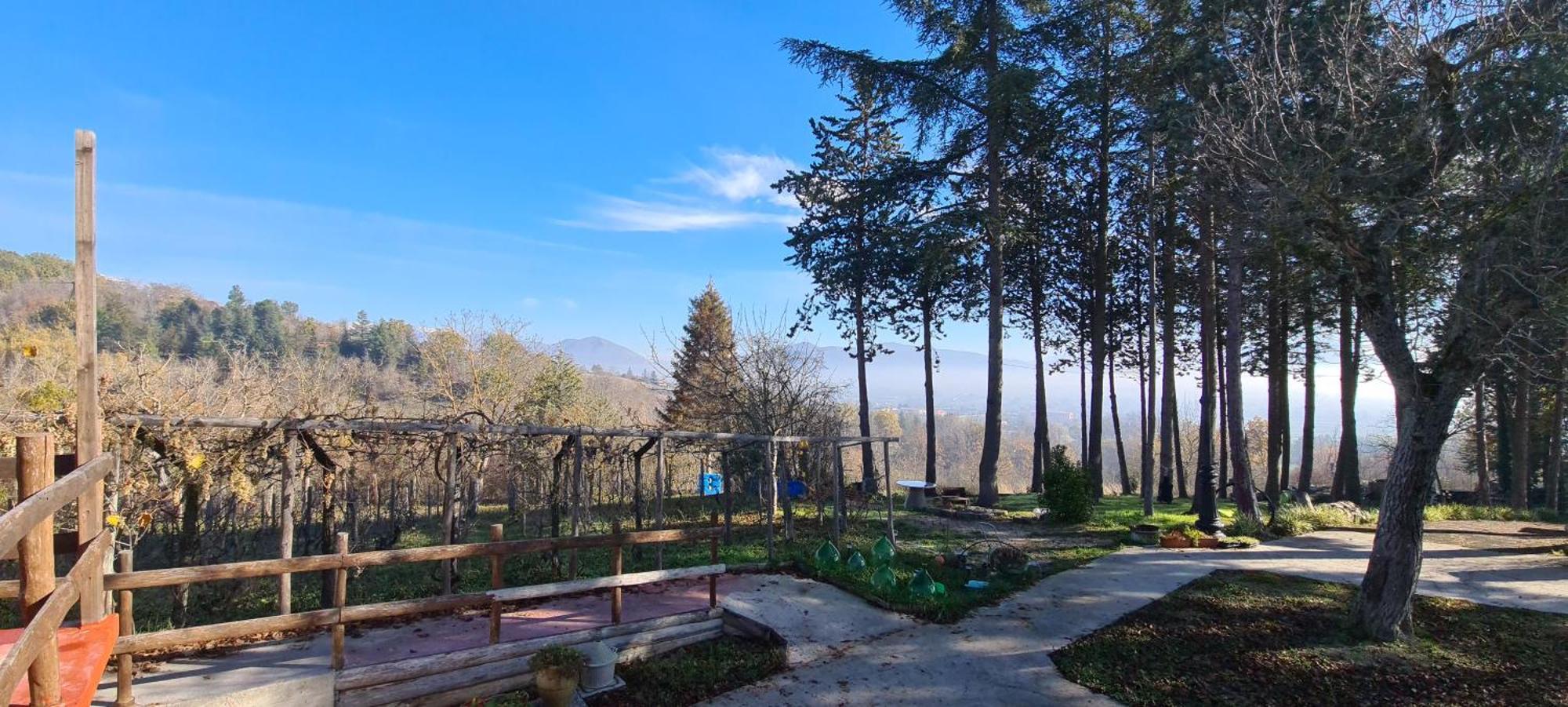 "Il Casaletto" Agriturismo Moderno, Vista Panoramica E Cibo Spettacolare- Scurcola Marsicana Εξωτερικό φωτογραφία